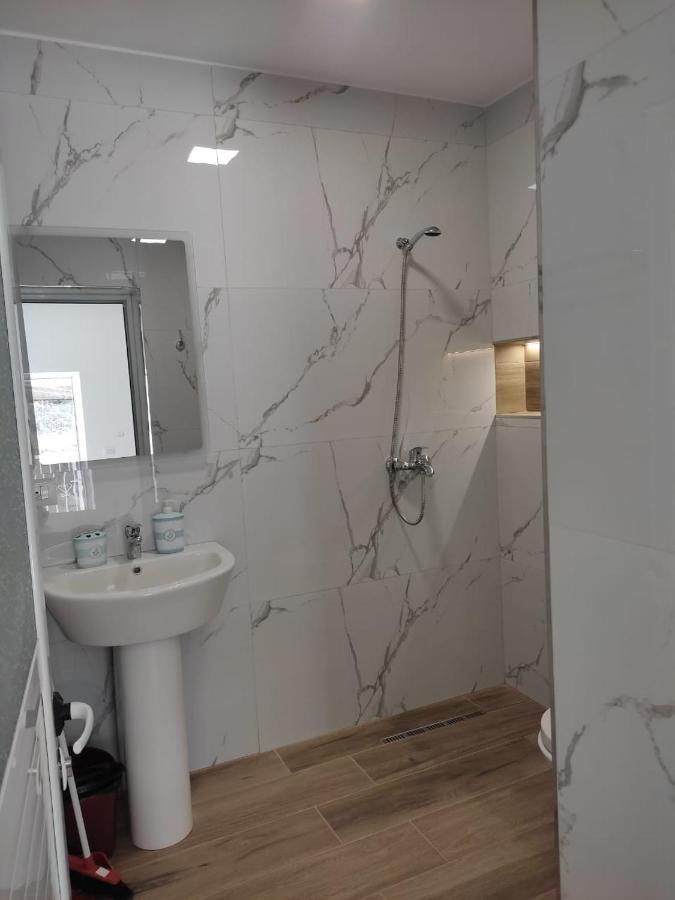 Aila Apartment Саранда Экстерьер фото