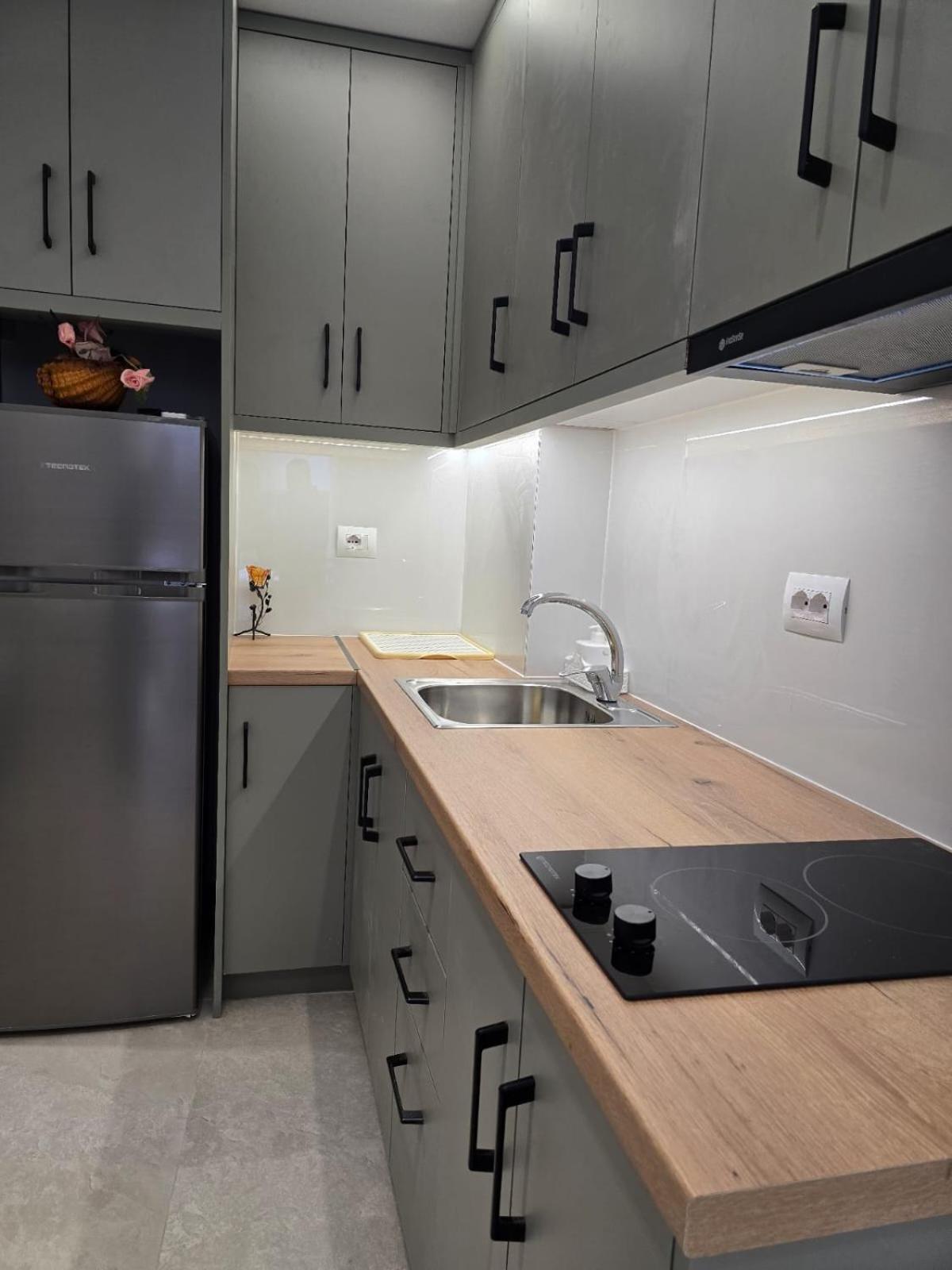 Aila Apartment Саранда Экстерьер фото